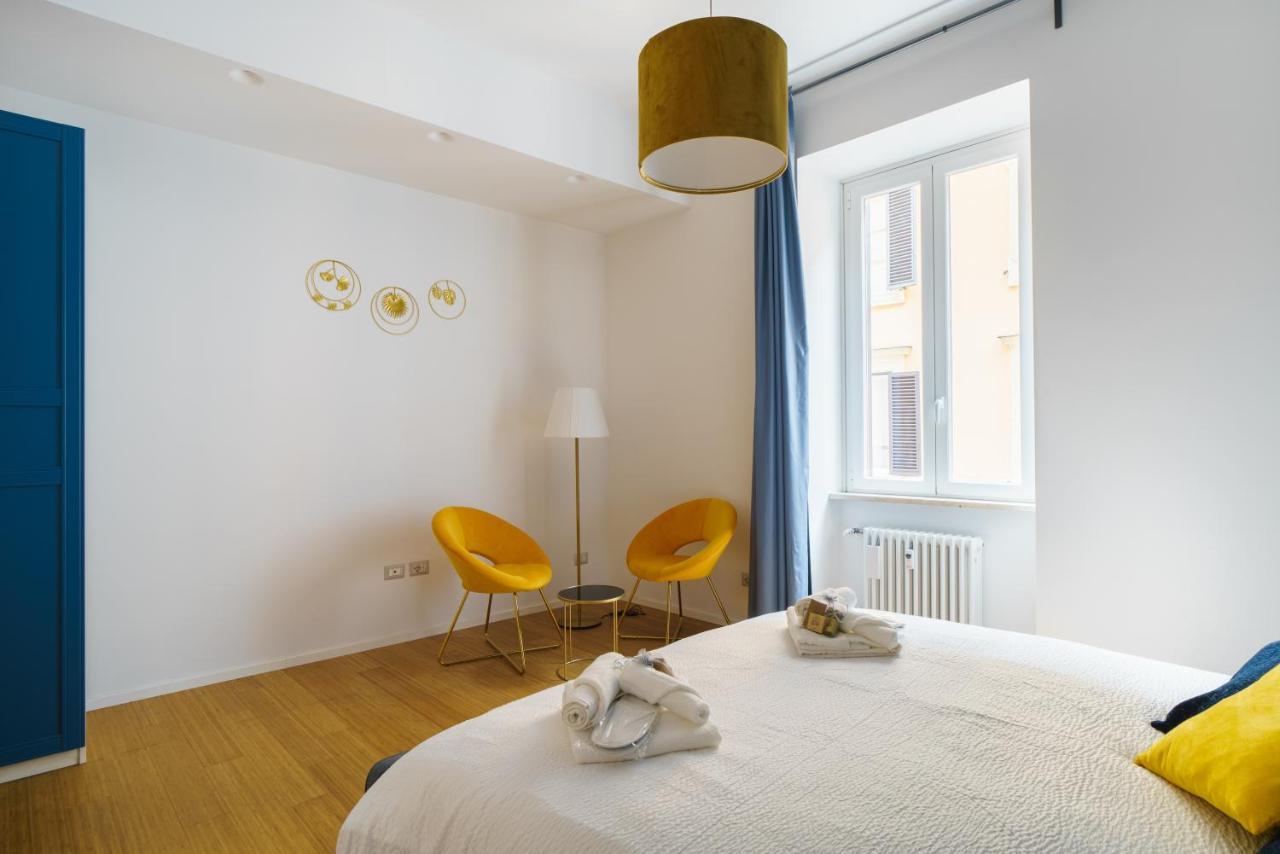 Dreamynest Quattro Cantoni - 2 Bdr Vicino Il Colosseo Roma Exterior foto